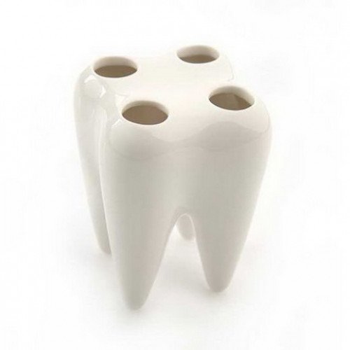 зуб на подставке